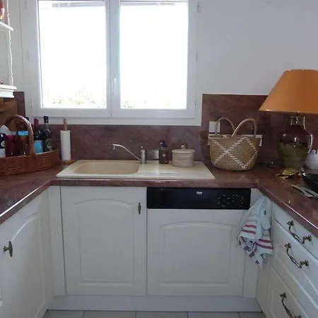 Jolie Maison Mitoyenne Pour 6 Pers *